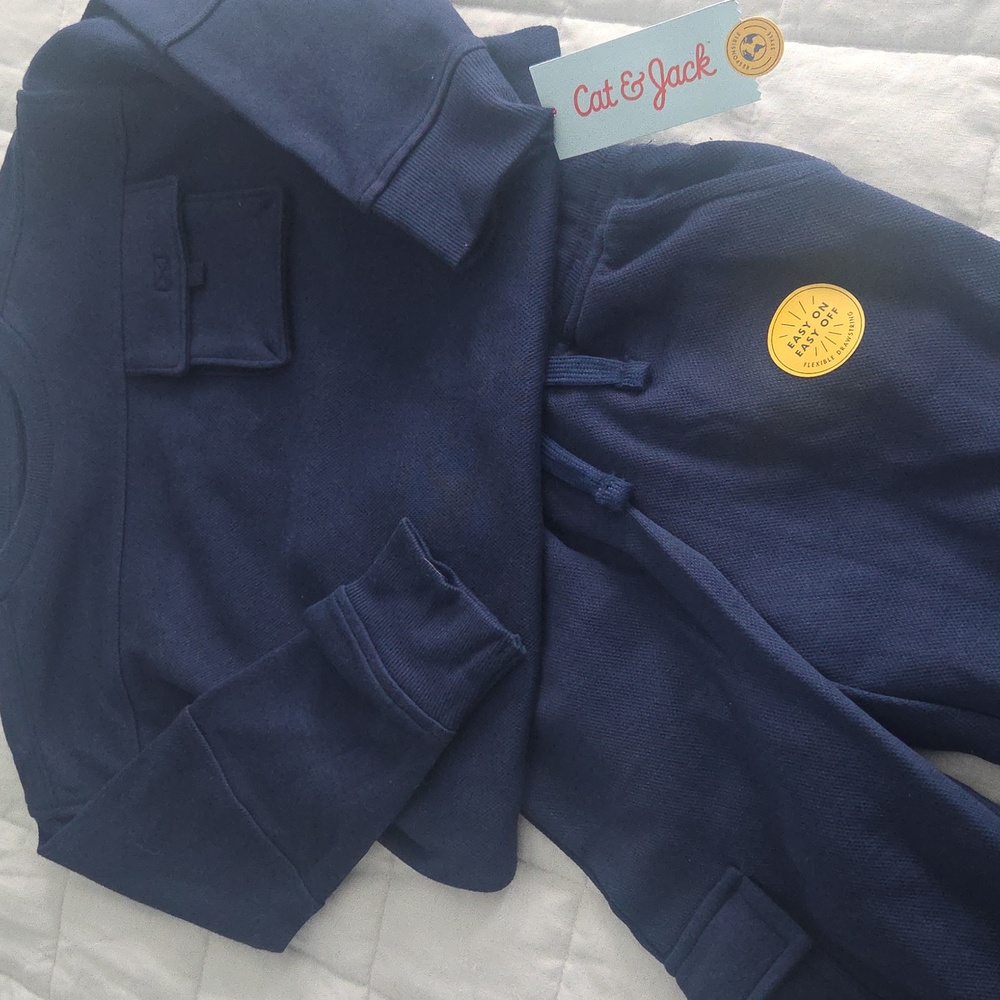 NWT Cat & Jack 2 Piece Navy Blue Sweatshirt and Cargo Joggers Set - Picture 2 of 2